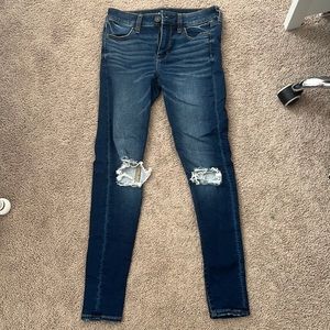 Size 2 American Eagle skinny jeans